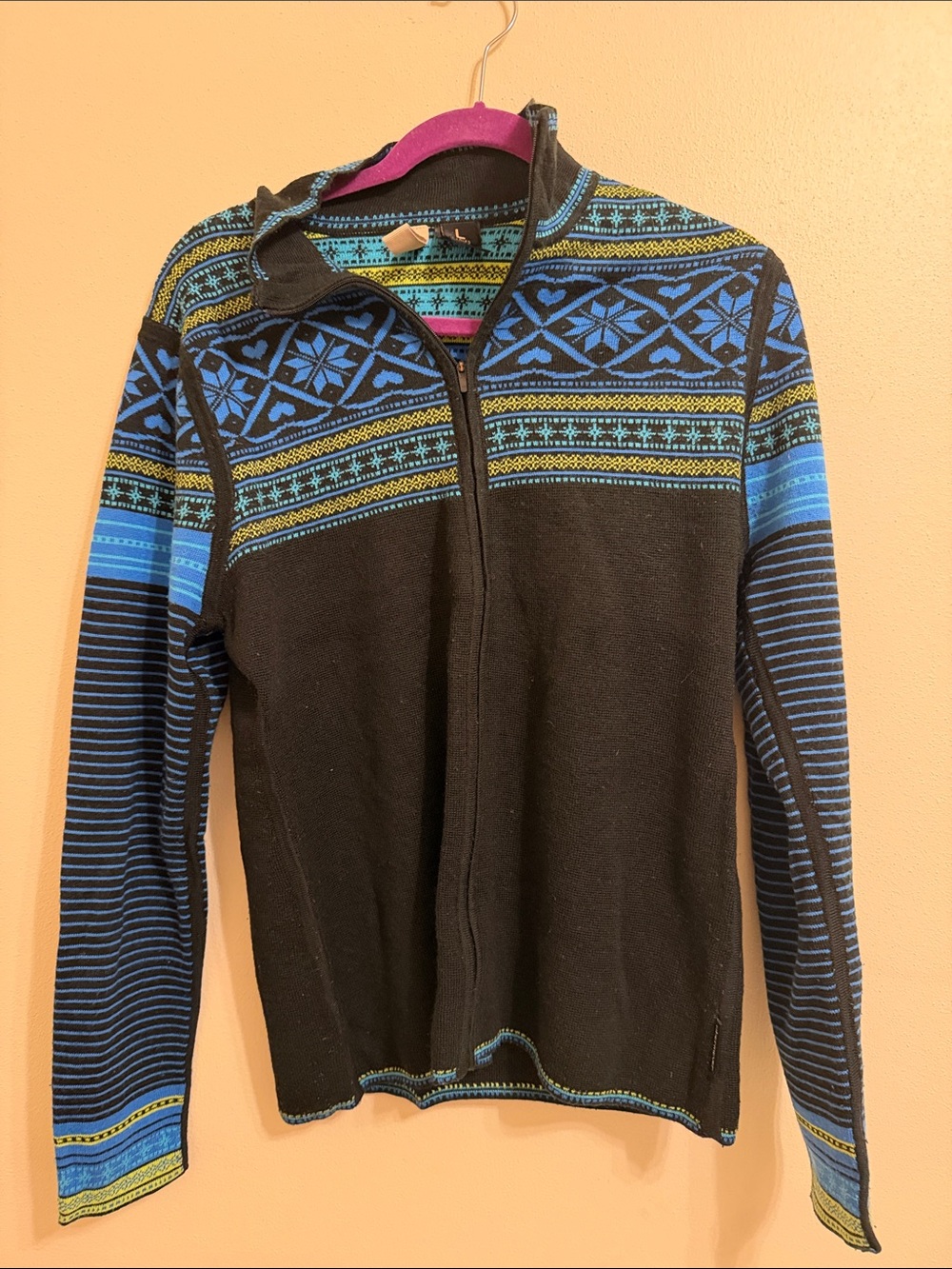 Obermeyer Black Zip-Up Sweater with Blue & Yellow Pattern